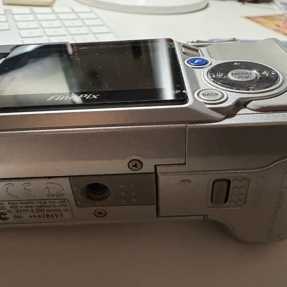 Fujifilm Silver Digital Camera with Zoom Lens